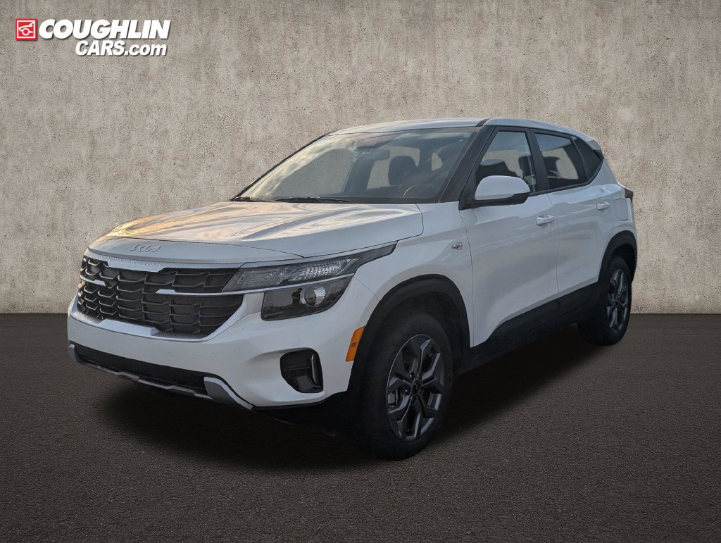 Used 2025 Kia Seltos LX AWD/4WD image 3