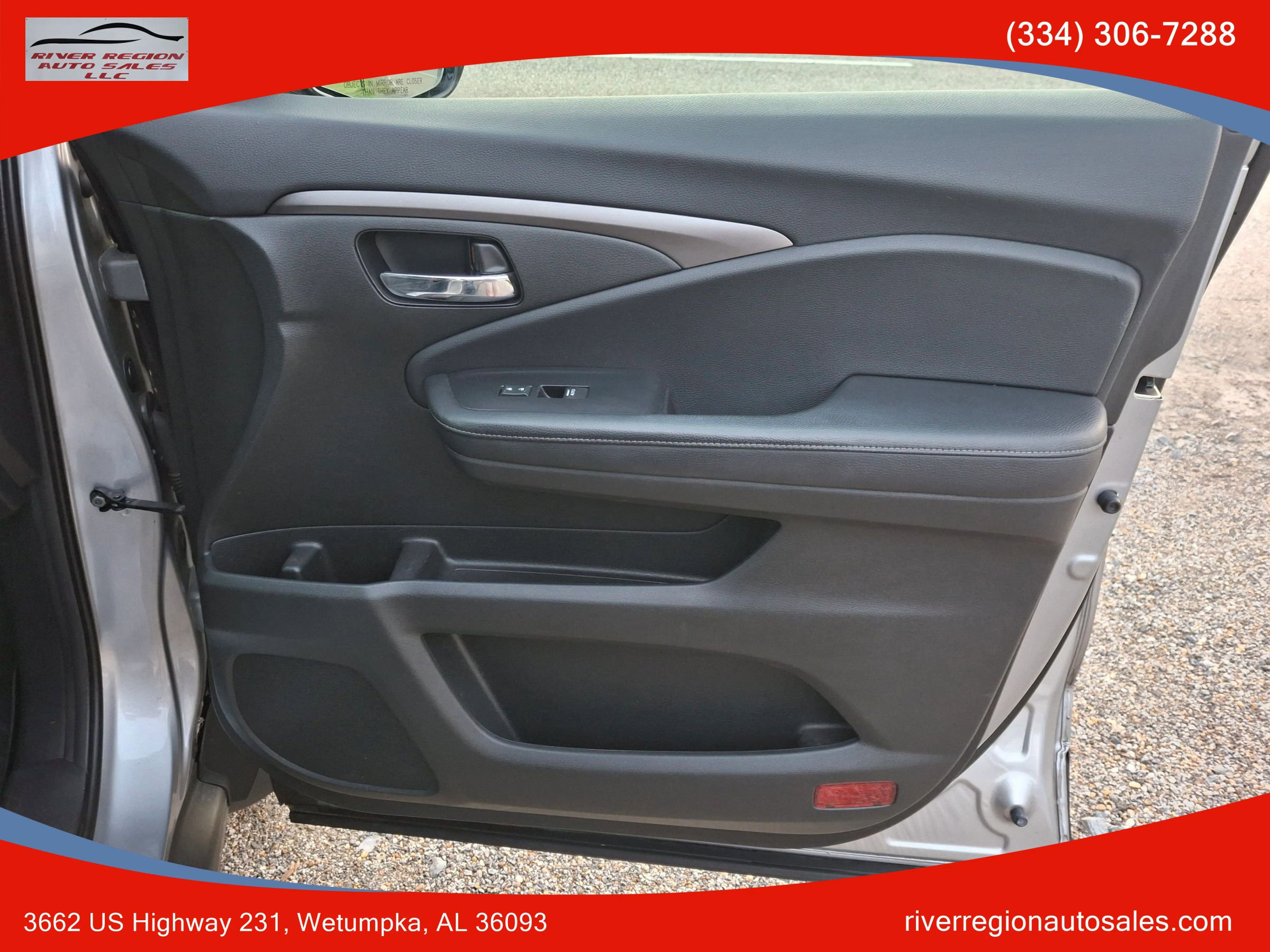 Used 2019 Honda Ridgeline Sport image 10