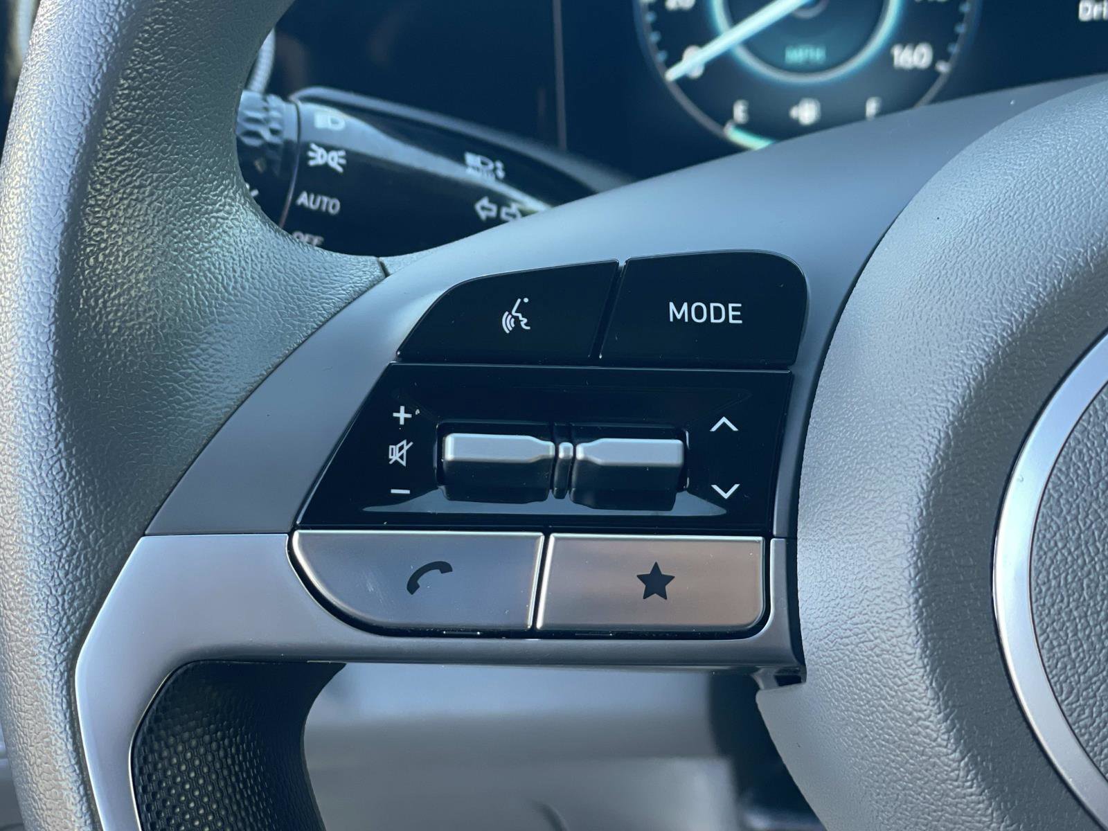 Certified 2024 Hyundai Elantra Blue image 8