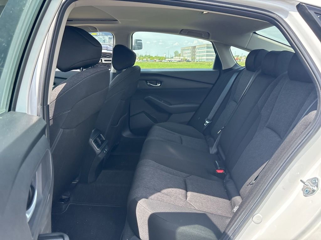 Used 2025 Honda Accord SE image 14