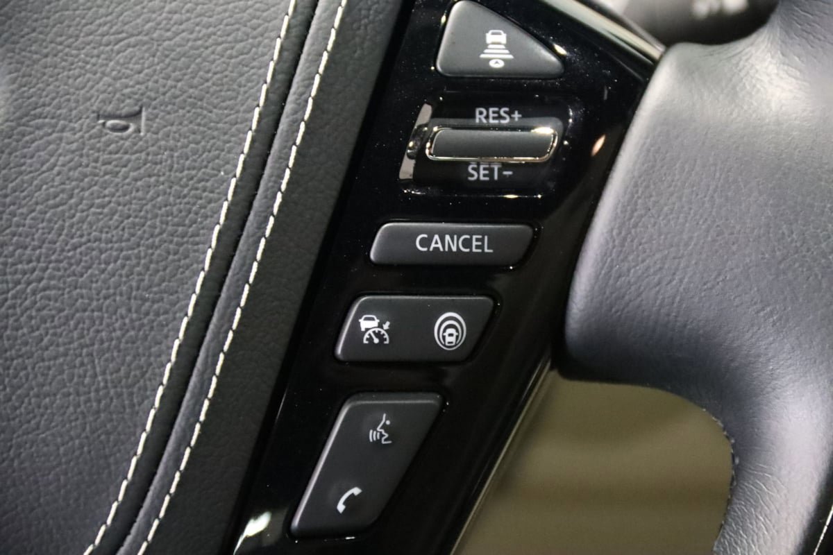 Used 2024 INFINITI QX80 Sensory AWD/4WD image 18
