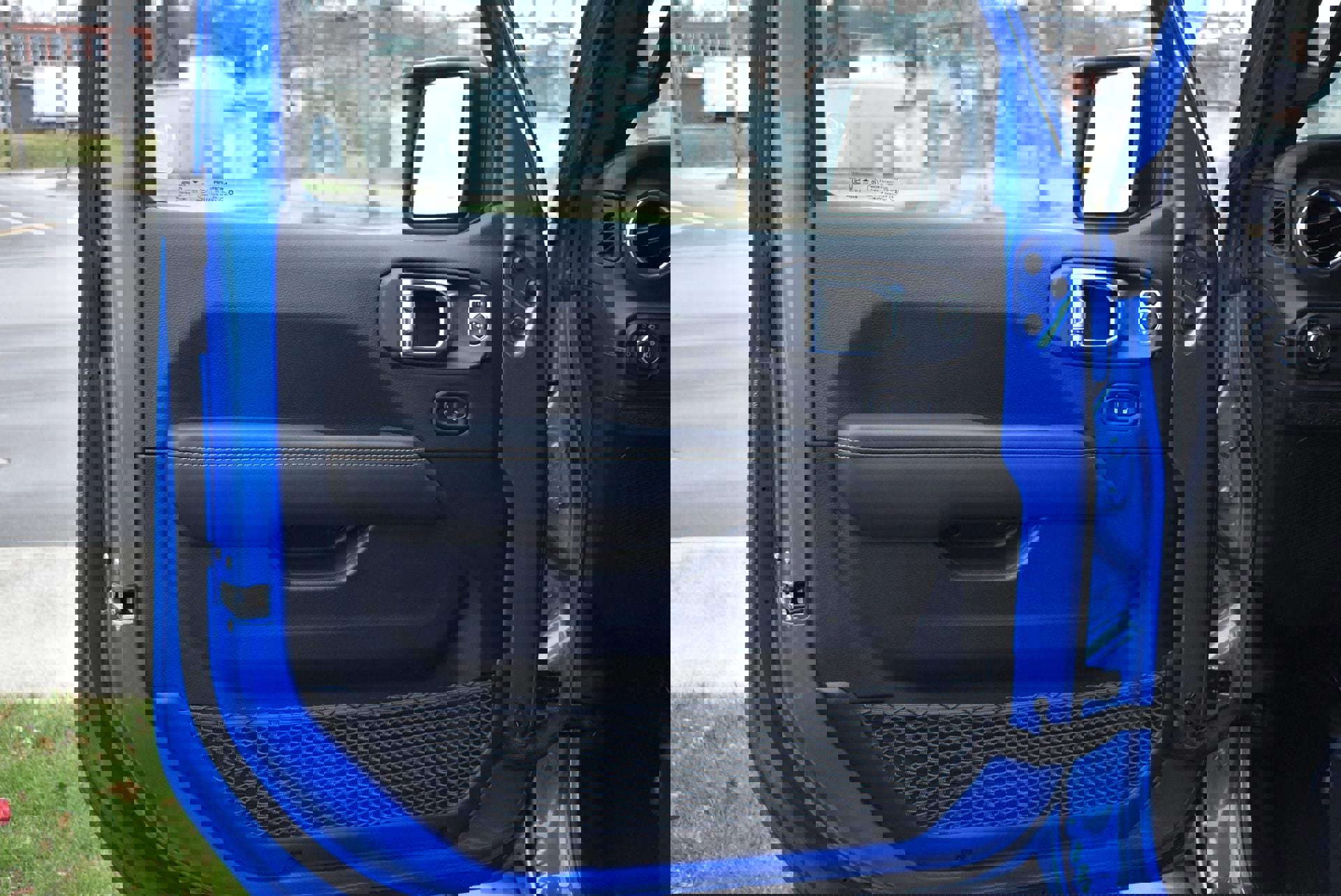 New 2026 Jeep Wrangler Unlimited Sahara image 11