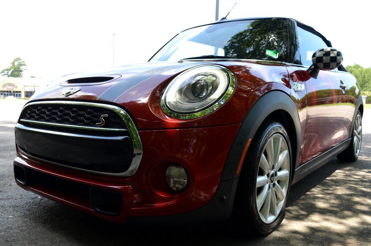 Used 2018 MINI Cooper S image 2