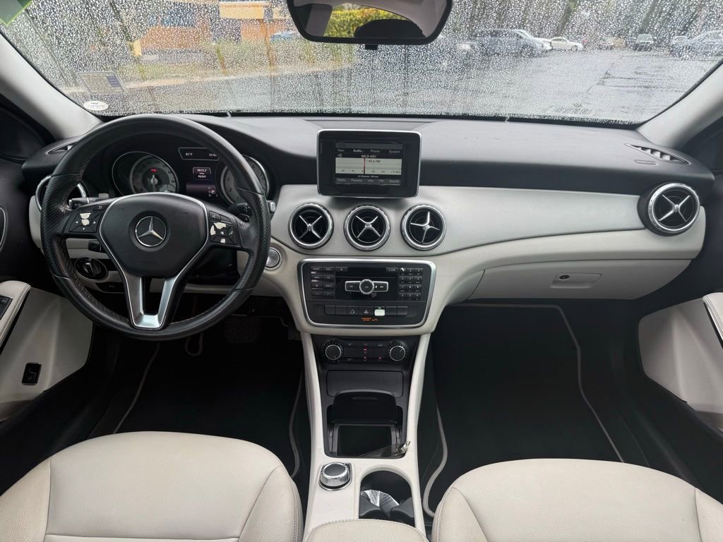Used 2015 Mercedes-Benz GLA 250 image 9