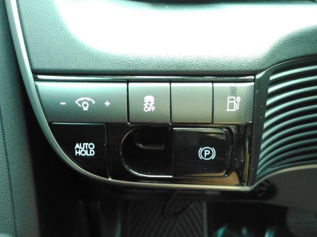 Used 2025 Hyundai Ioniq 5 SE RWD image 36