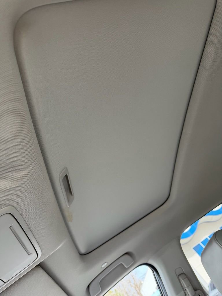 Used 2025 Honda CR-V EX-L image 18