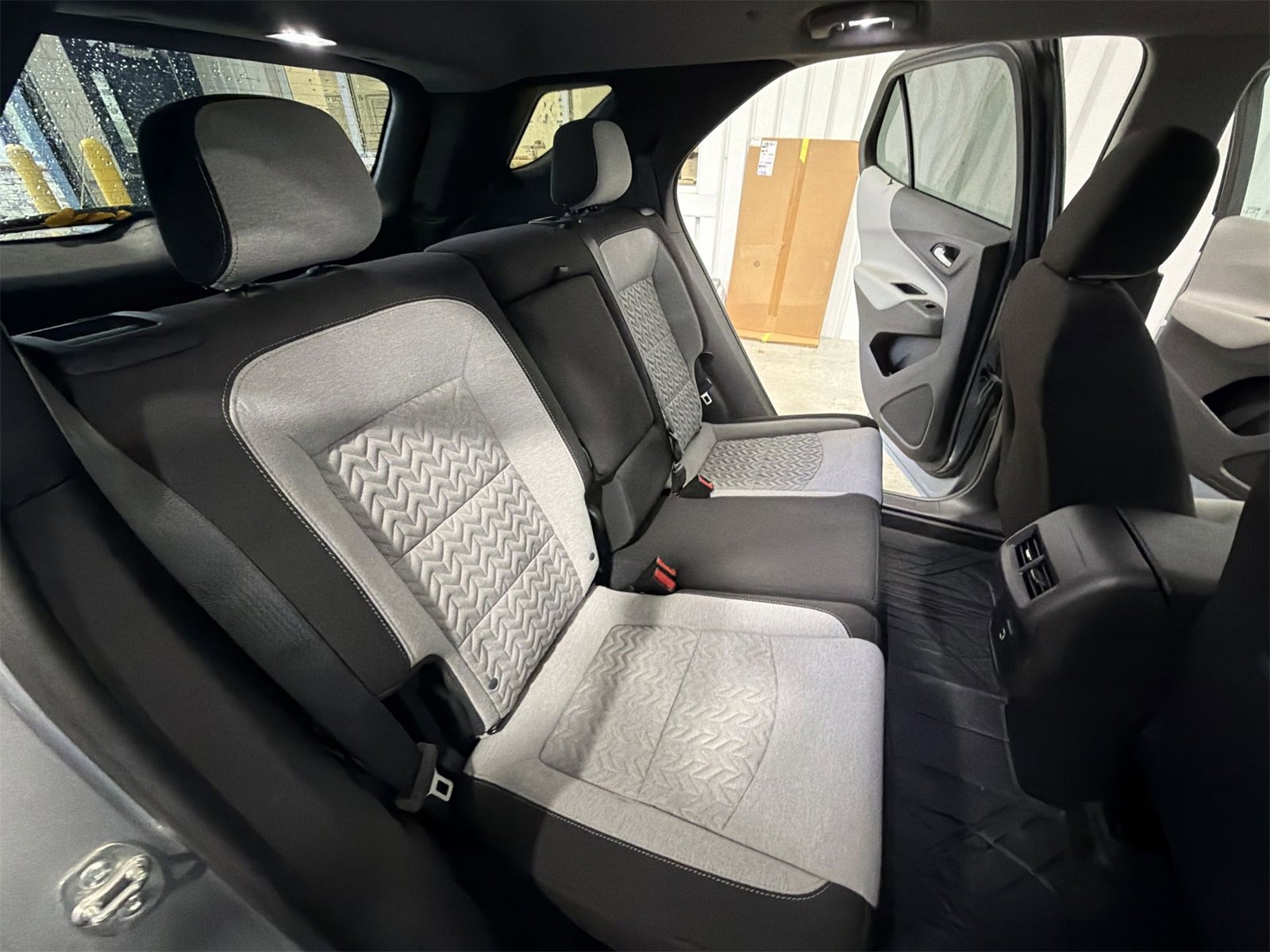 Used 2024 Chevrolet Equinox LS w/ LS Convenience Package image 24