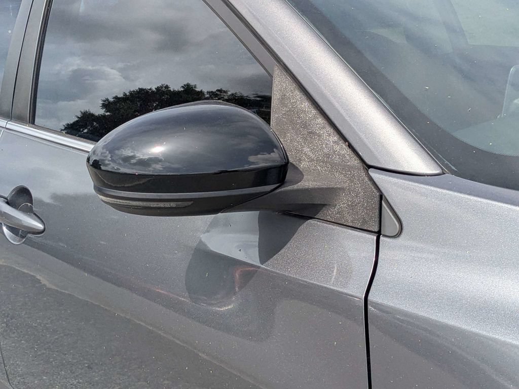 Used 2021 Nissan Sentra SR FWD image 10