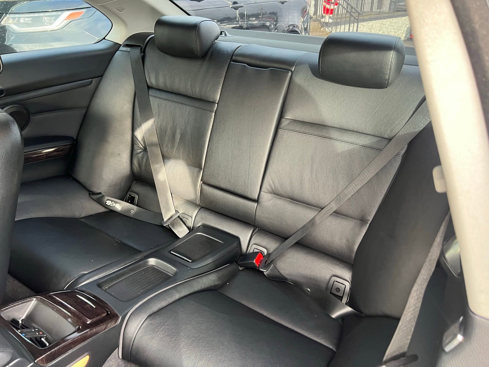 Used 2011 BMW 328i xDrive Coupe image 13