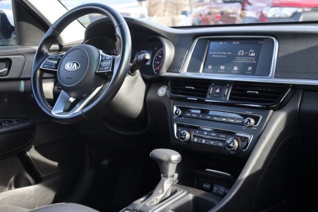 Used 2019 Kia Optima S w/ S Panoramic Sunroof Package image 35