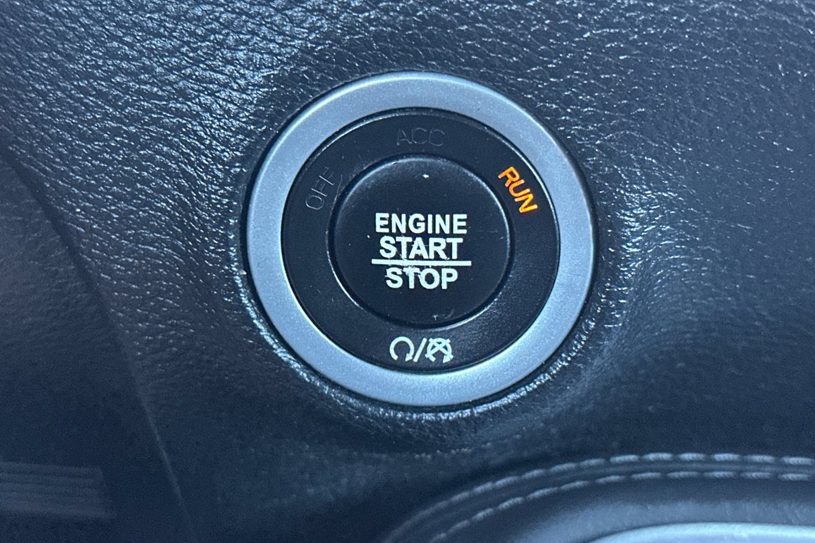 Used 2019 Dodge Challenger SXT RWD image 20