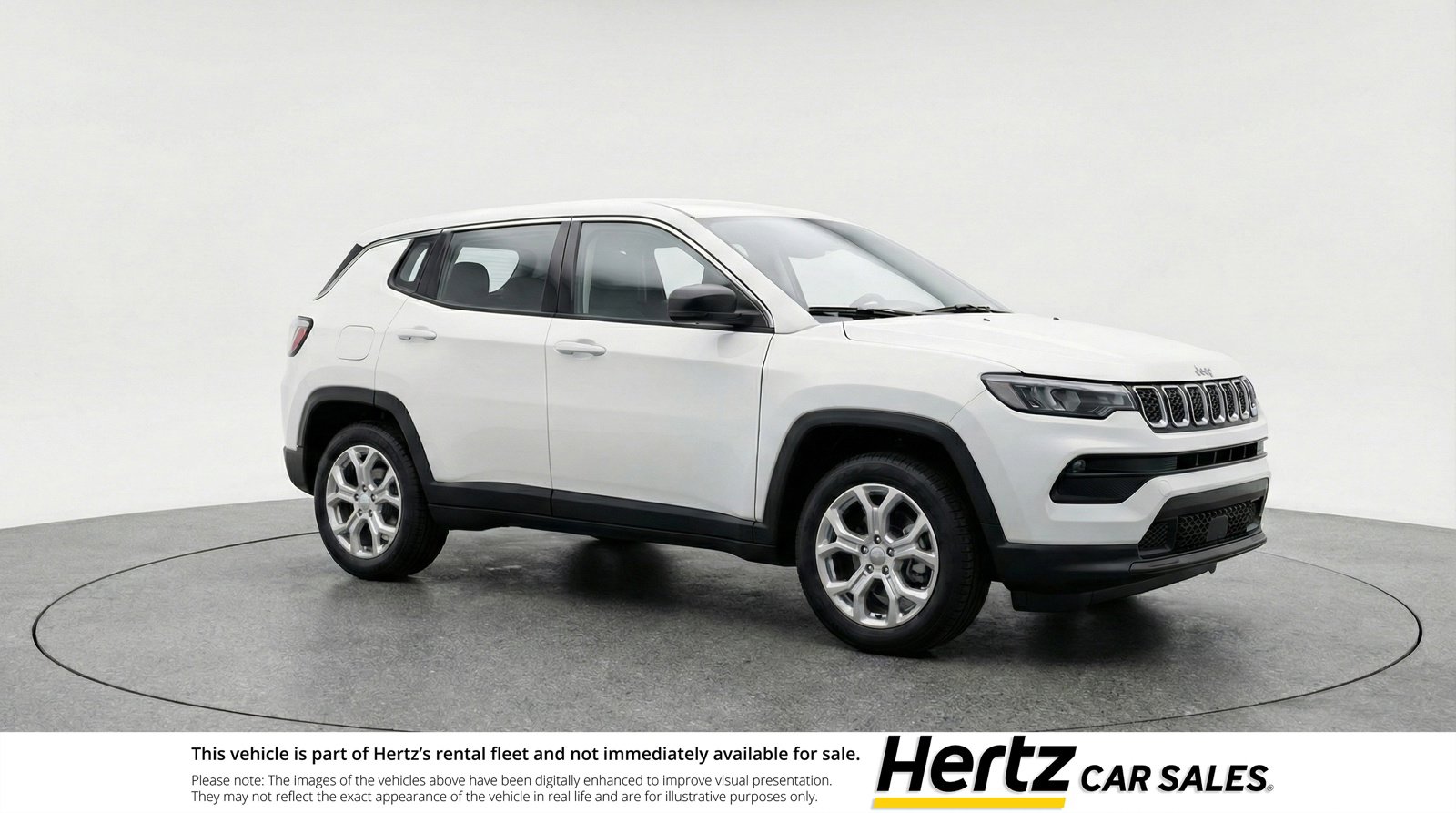 Used 2025 Jeep Compass Latitude image 1