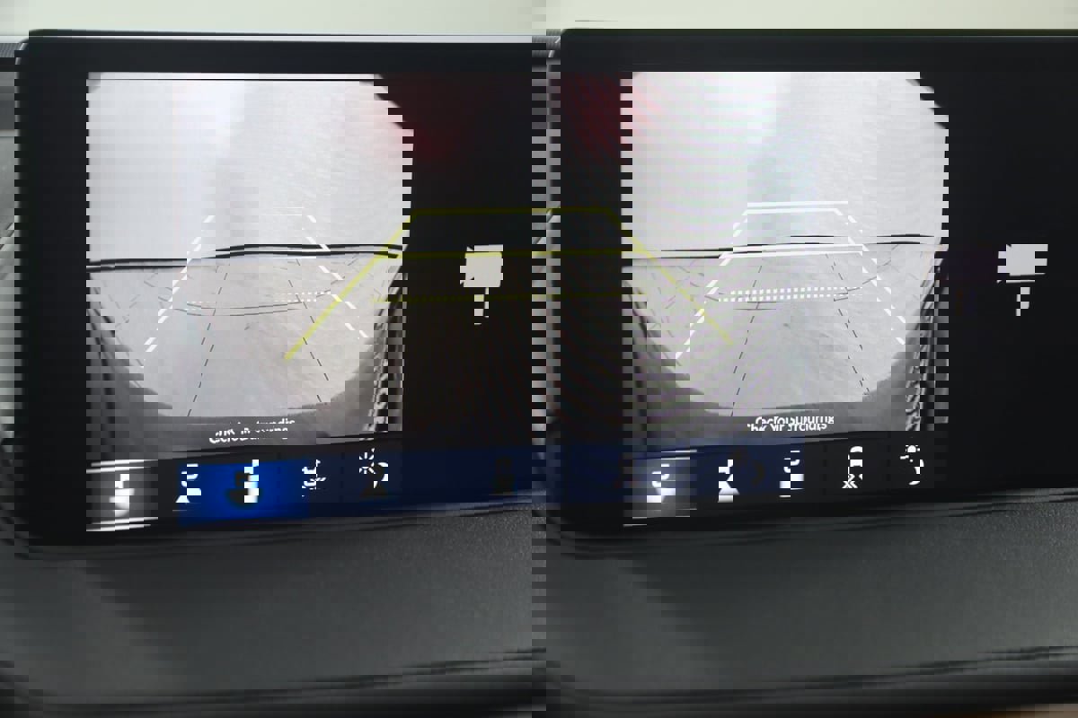 Used 2023 Acura MDX SH-AWD w/ Technology Package image 10