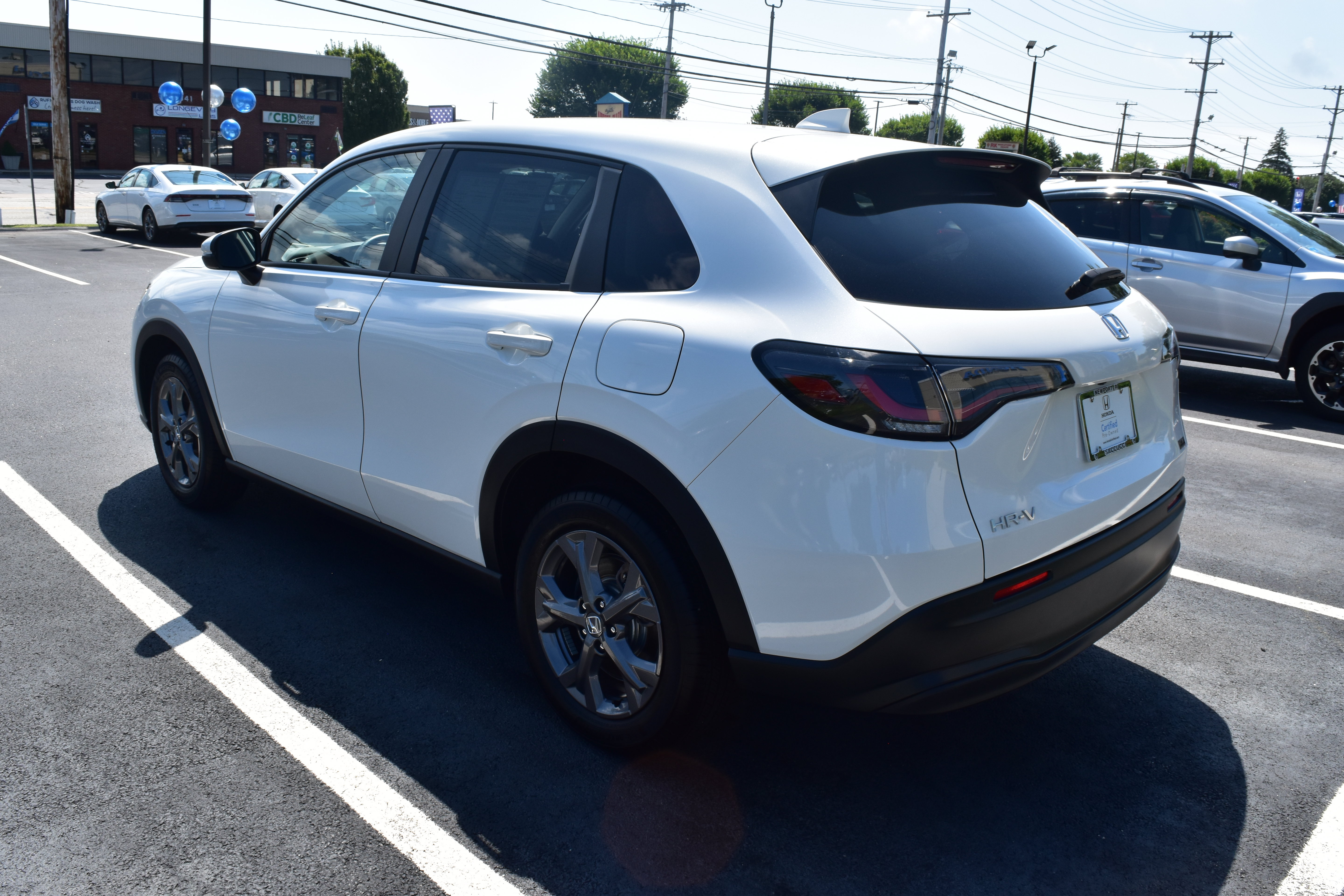 Certified 2027 Honda HR-V LX image 4