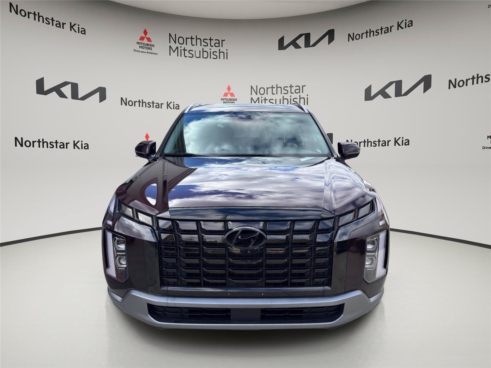 Used 2023 Hyundai Palisade SEL w/ Winter Package AWD/4WD image 6