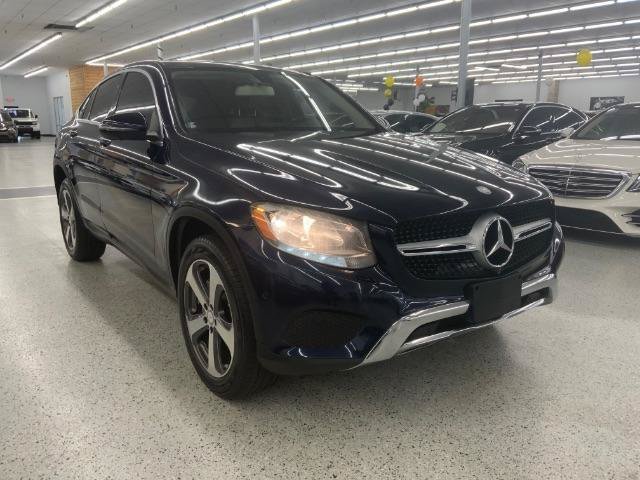 Used 2017 Mercedes-Benz GLC 300 4MATIC Coupe image 4