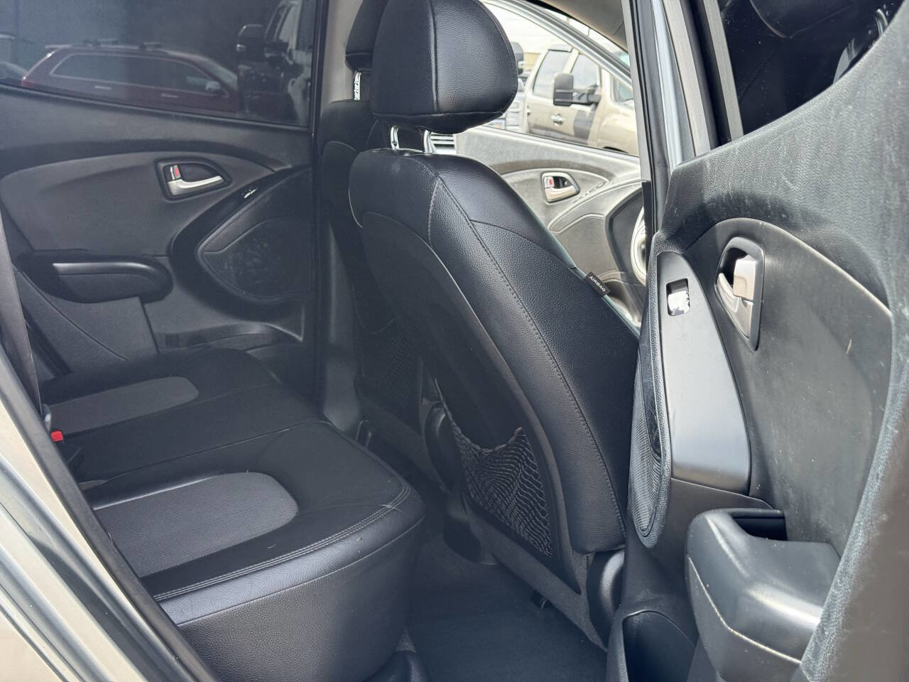 Used 2013 Hyundai Tucson GLS image 8