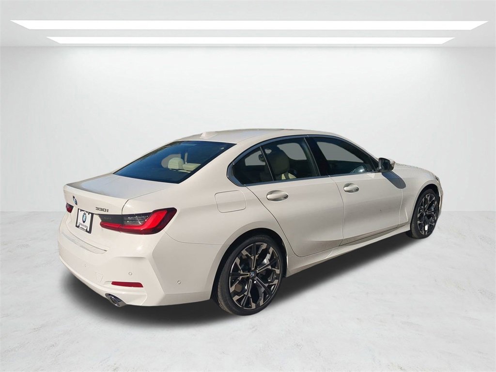 New 2026 BMW 330i 330i w/ Premium Package image 4