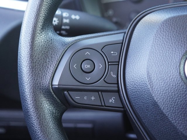 Certified 2025 Toyota Corolla LE FWD image 21