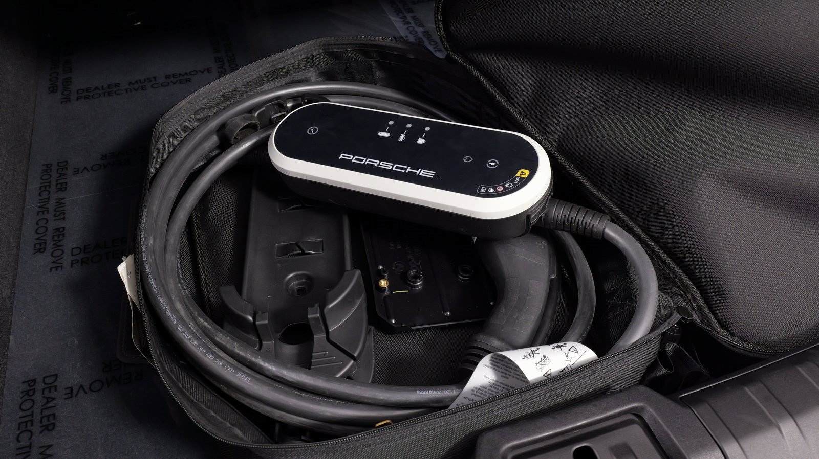 Used 2023 Porsche Taycan image 64