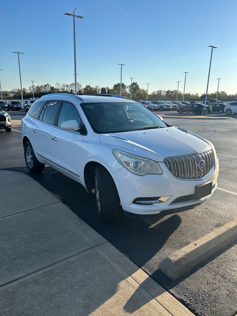 Used 2016 Buick Enclave Leather FWD image 2