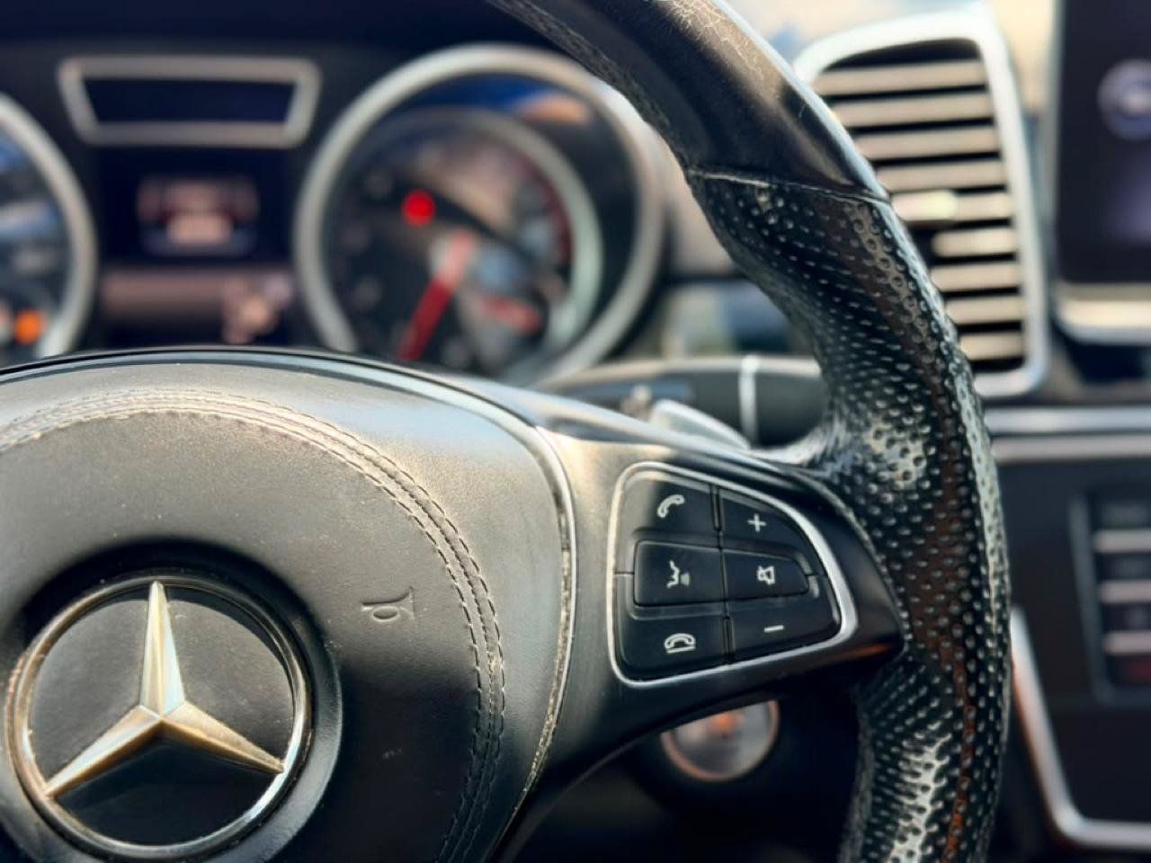 Used 2019 Mercedes-Benz GLS 450 4MATIC w/ Premium 1 Package image 27