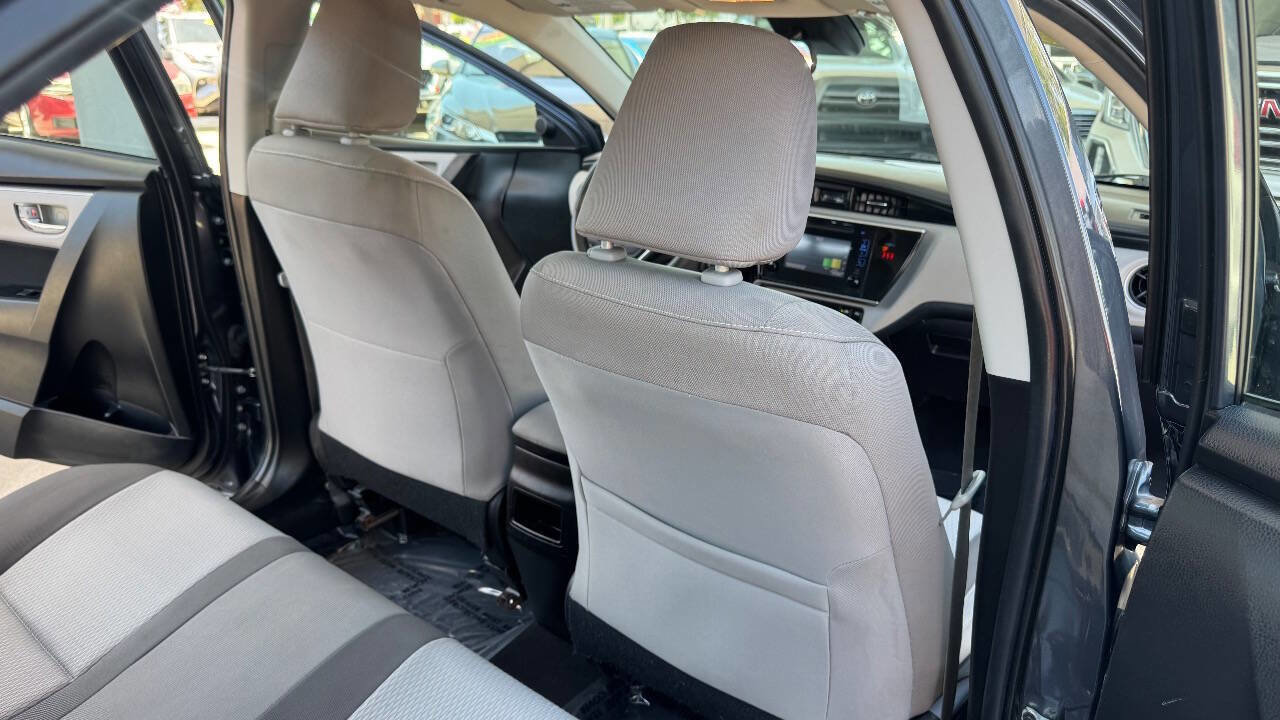 Used 2019 Toyota Corolla LE image 13