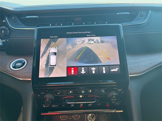 Used 2022 Jeep Grand Cherokee L Summit w/ Advanced Protech Group IV image 27