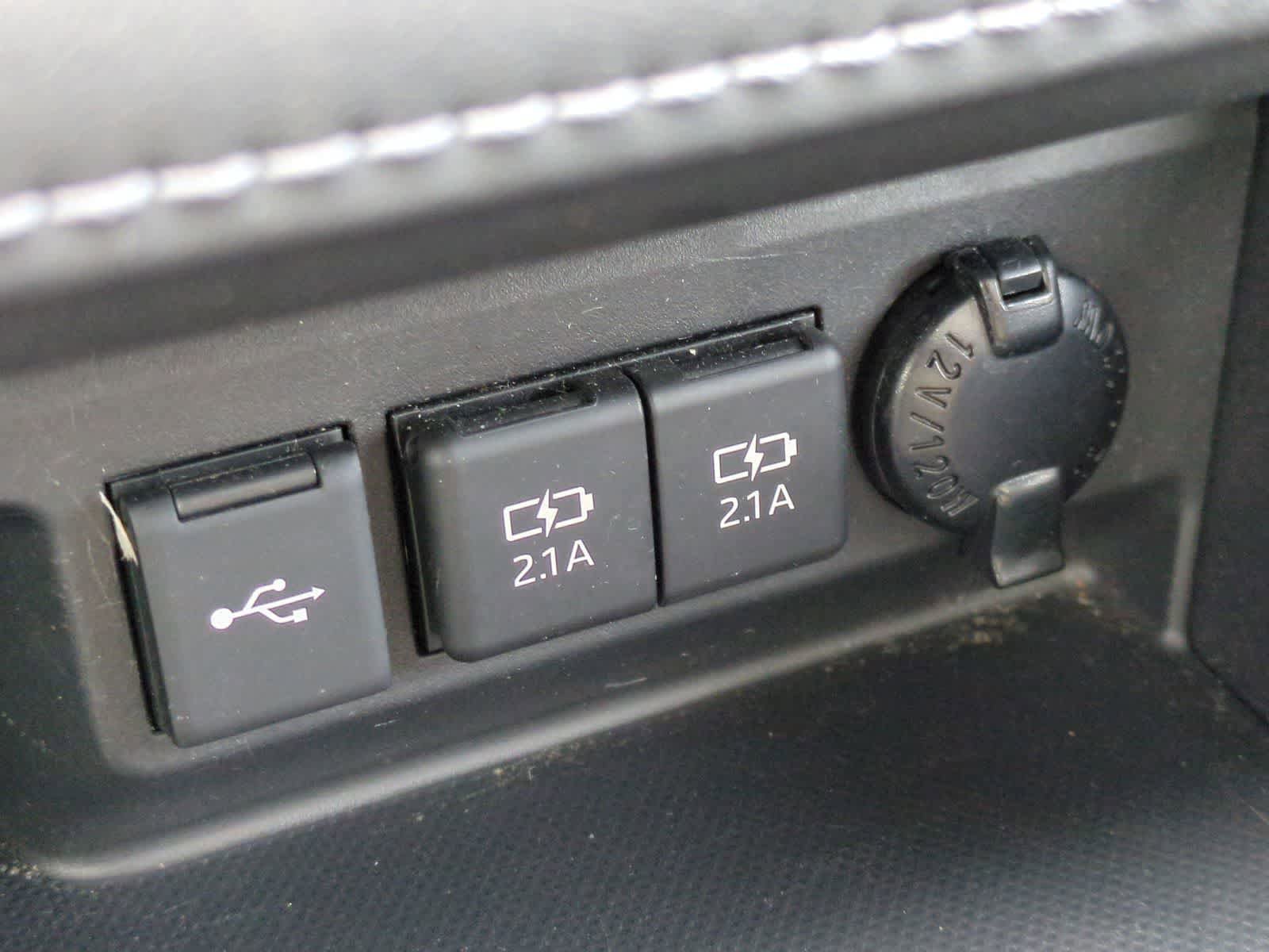 Used 2021 Toyota Highlander Limited AWD/4WD image 33