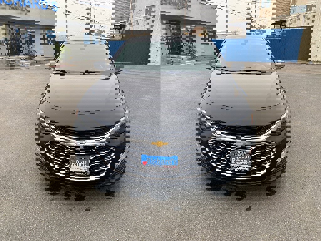 Used 2022 Chevrolet Malibu LT image 13