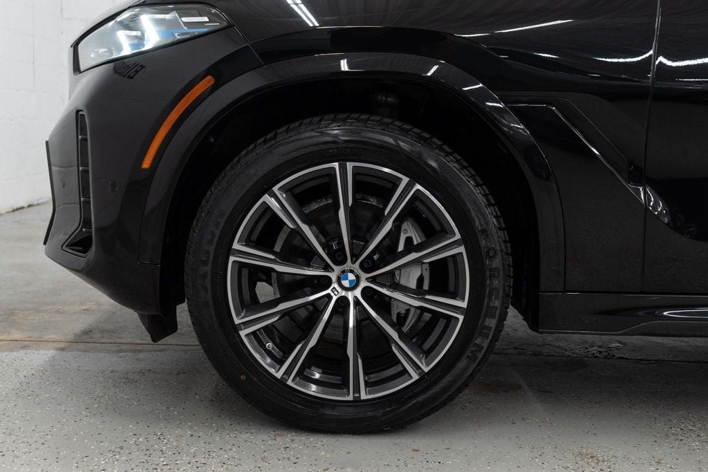 Used 2025 BMW X6 xDrive40i w/ Climate Comfort Package AWD/4WD image 41