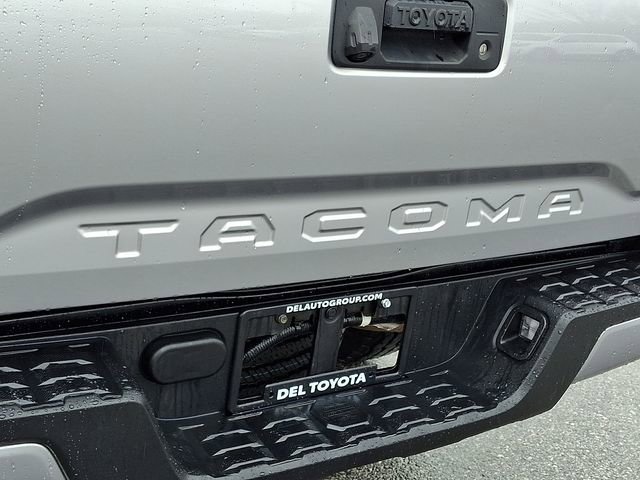 Used 2018 Toyota Tacoma SR w/ SR Convenience Package image 29