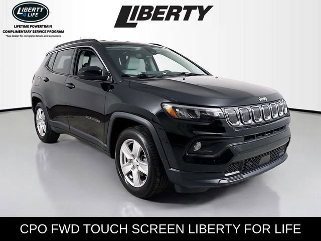 Used 2022 Jeep Compass Latitude image 1