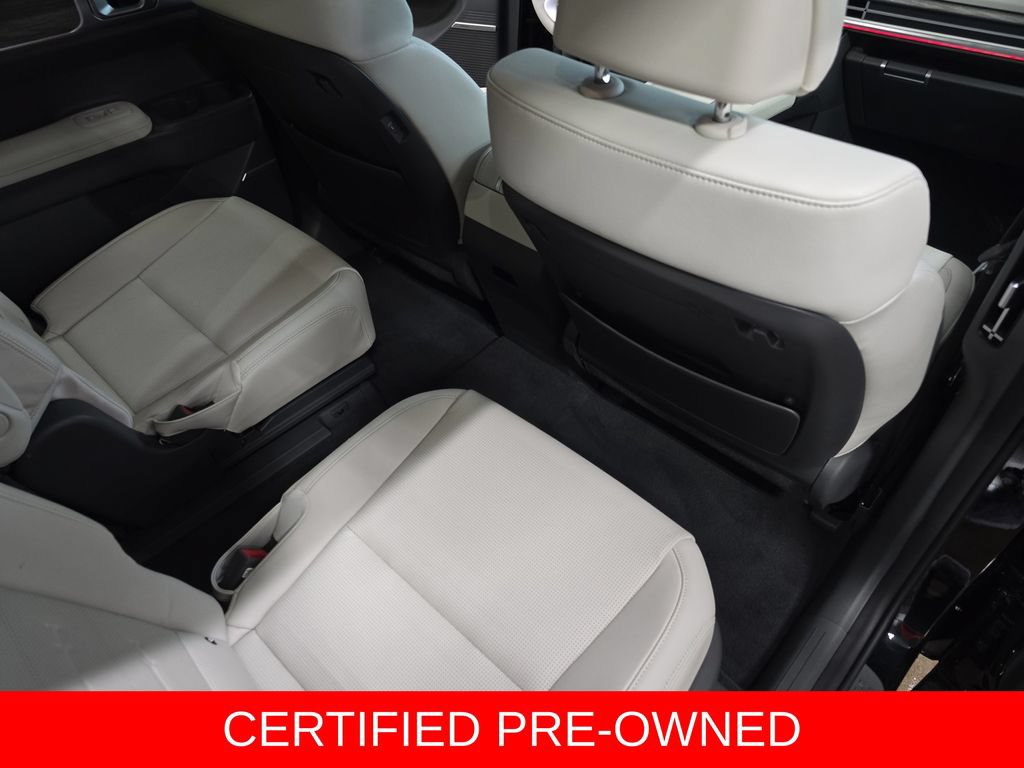 Certified 2026 Hyundai Santa Fe Limited AWD/4WD image 12