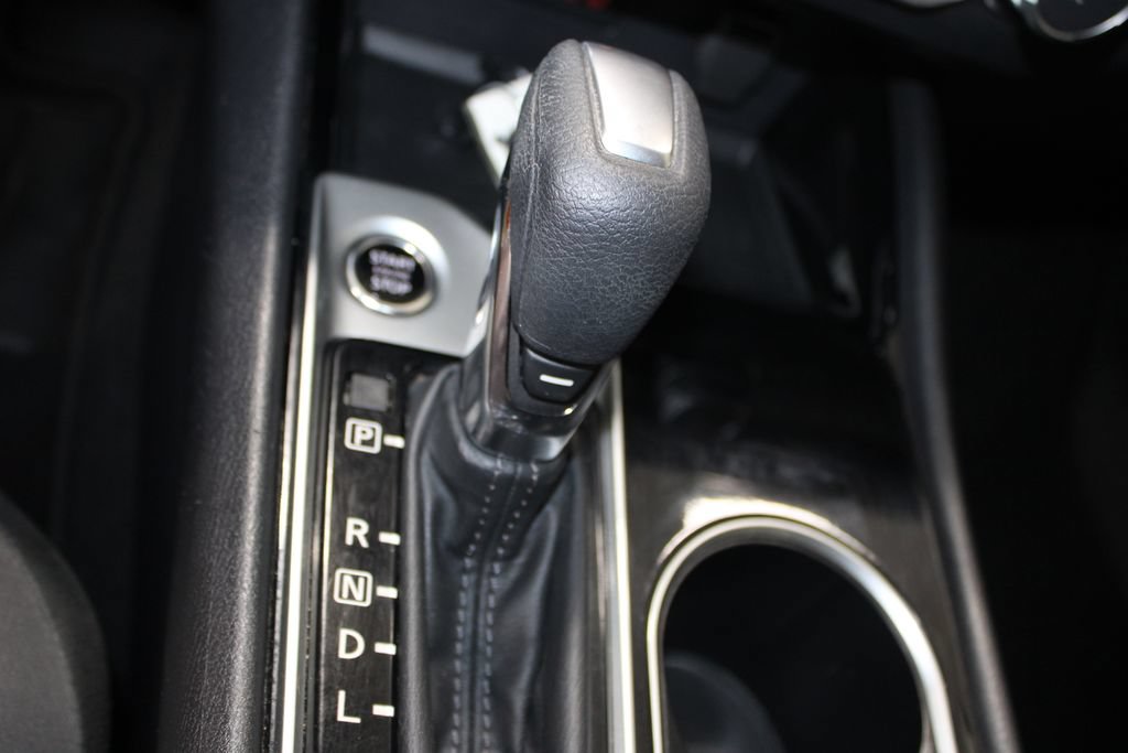 Used 2024 Nissan Altima 2.5 SV FWD image 47