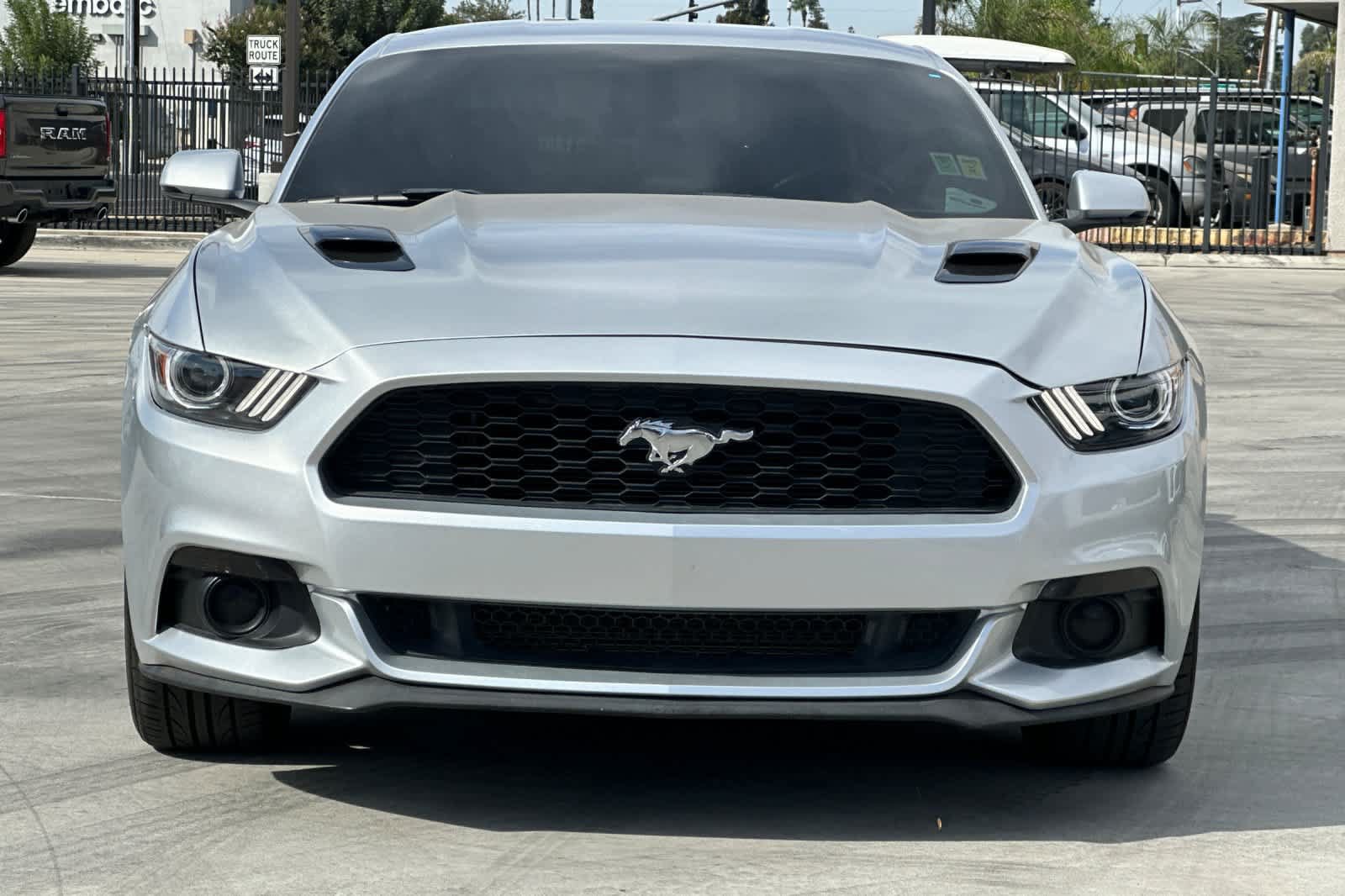 Used 2015 Ford Mustang GT Premium RWD image 11