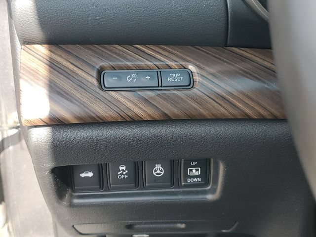 Used 2016 Nissan Maxima Platinum FWD image 17