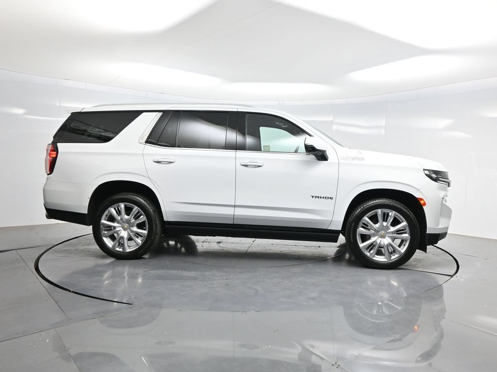 Used 2022 Chevrolet Tahoe High Country w/ Premium Package 2 AWD/4WD image 45