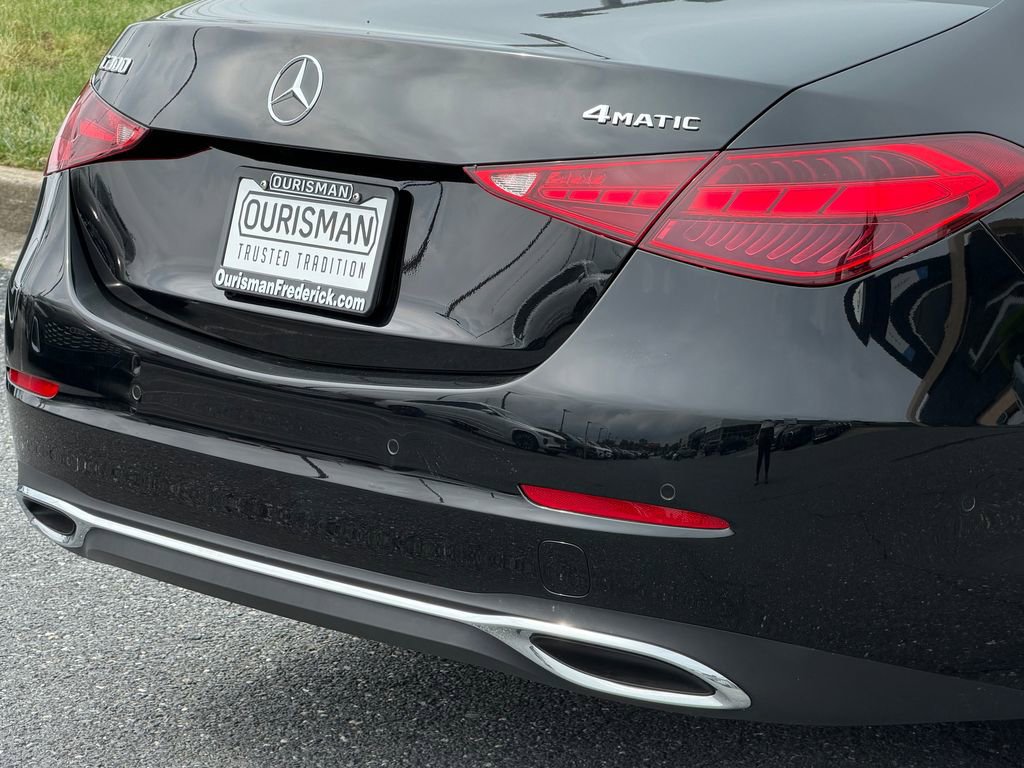 Used 2025 Mercedes-Benz C 300 4MATIC Sedan image 9