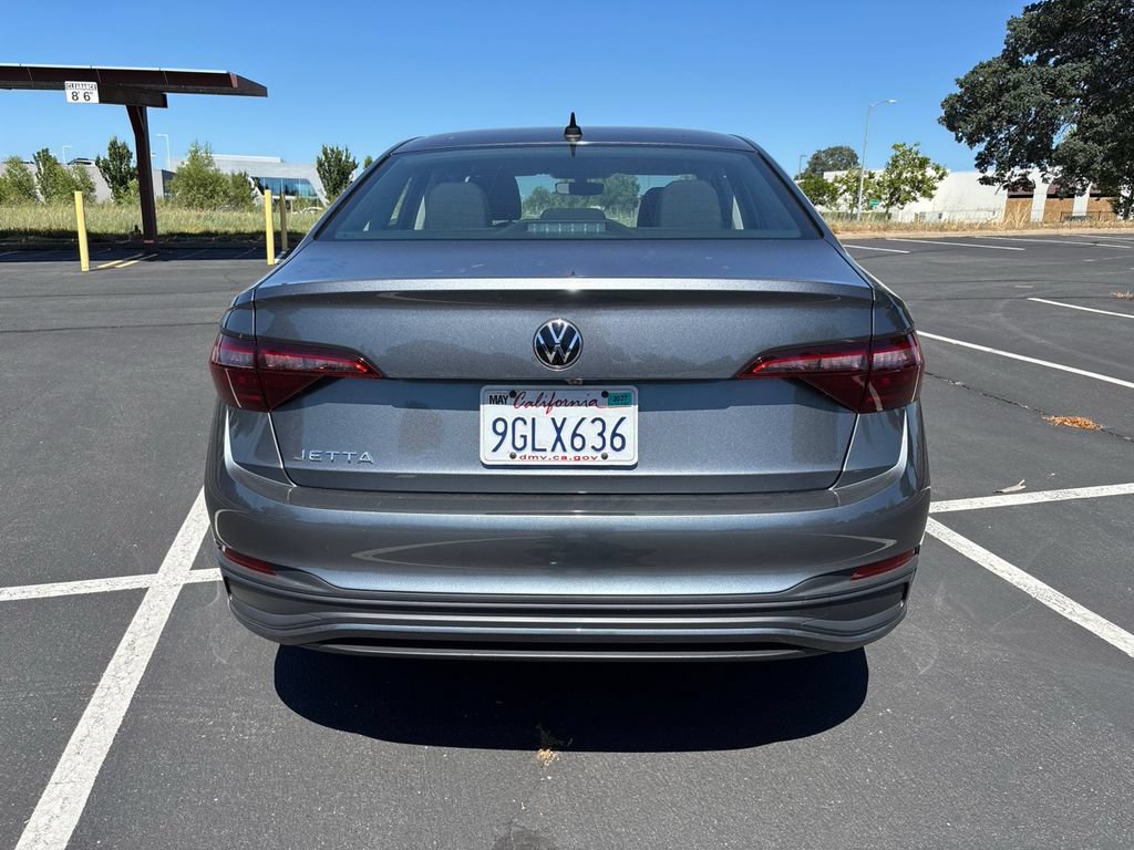 Used 2023 Volkswagen Jetta S FWD image 5