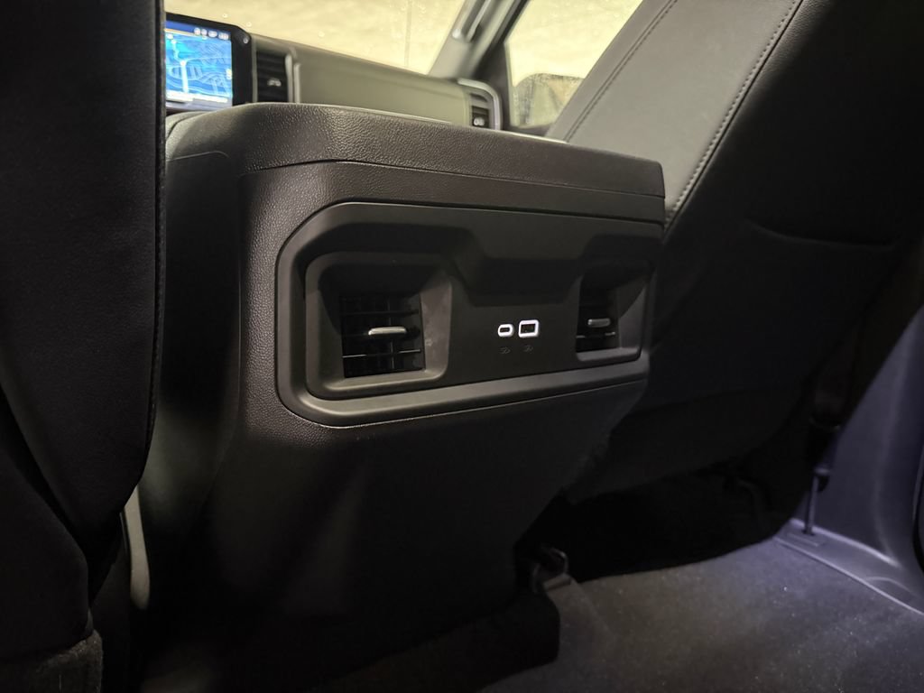 Used 2024 Chevrolet Silverado 1500 LT Trail Boss w/ Convenience Package II AWD/4WD image 24