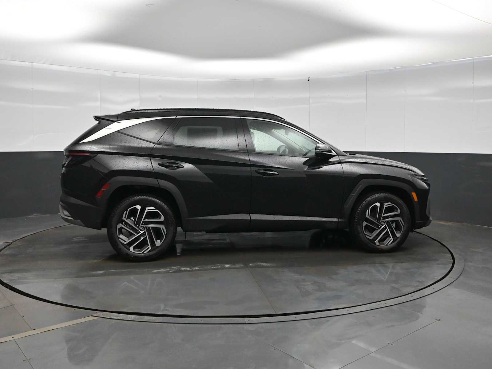 New 2026 Hyundai Tucson Limited image 9