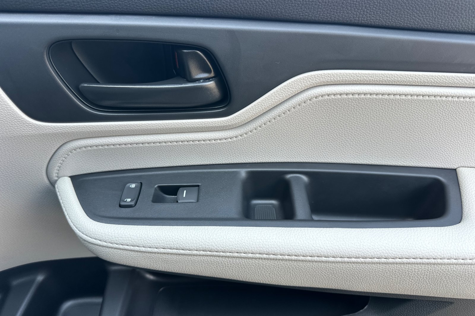 New 2026 Honda Odyssey EX-L image 17