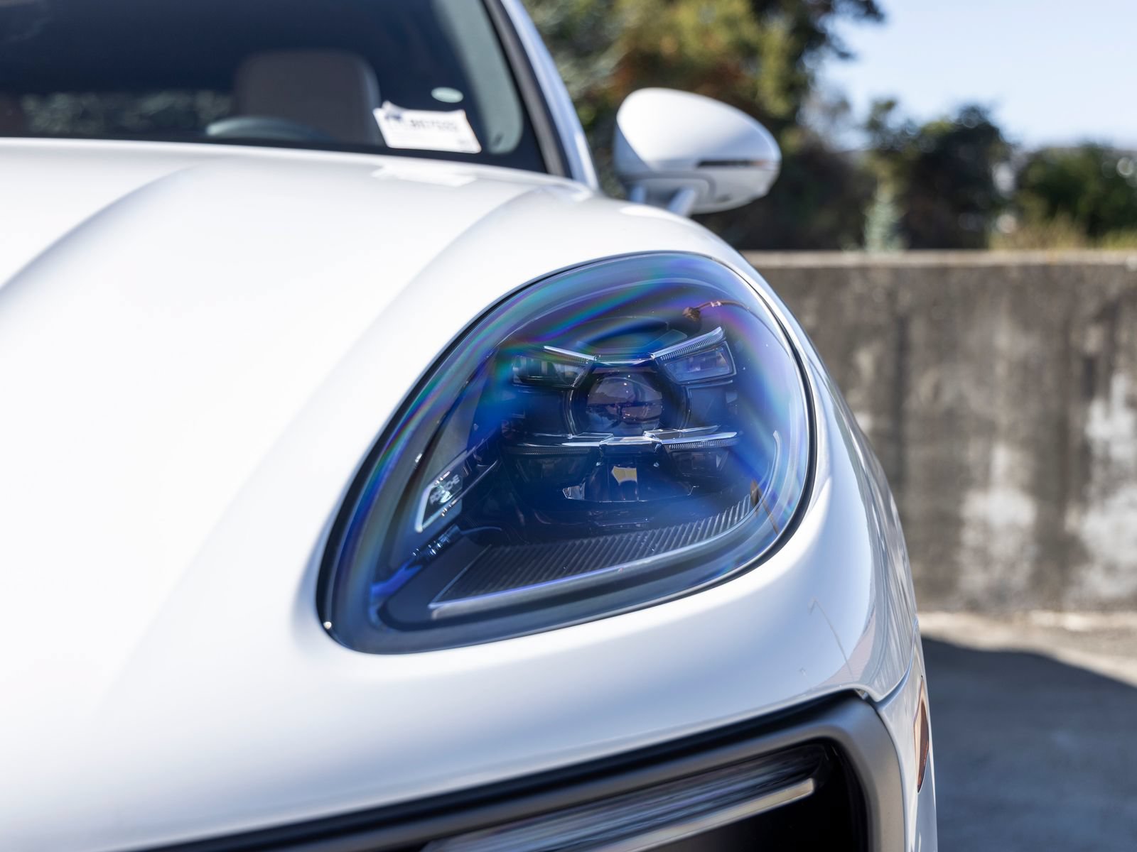 Certified 2026 Porsche Macan AWD/4WD image 18