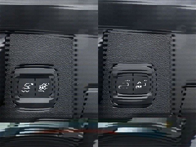 Certified 2023 Volvo XC60 B5 Ultimate image 26