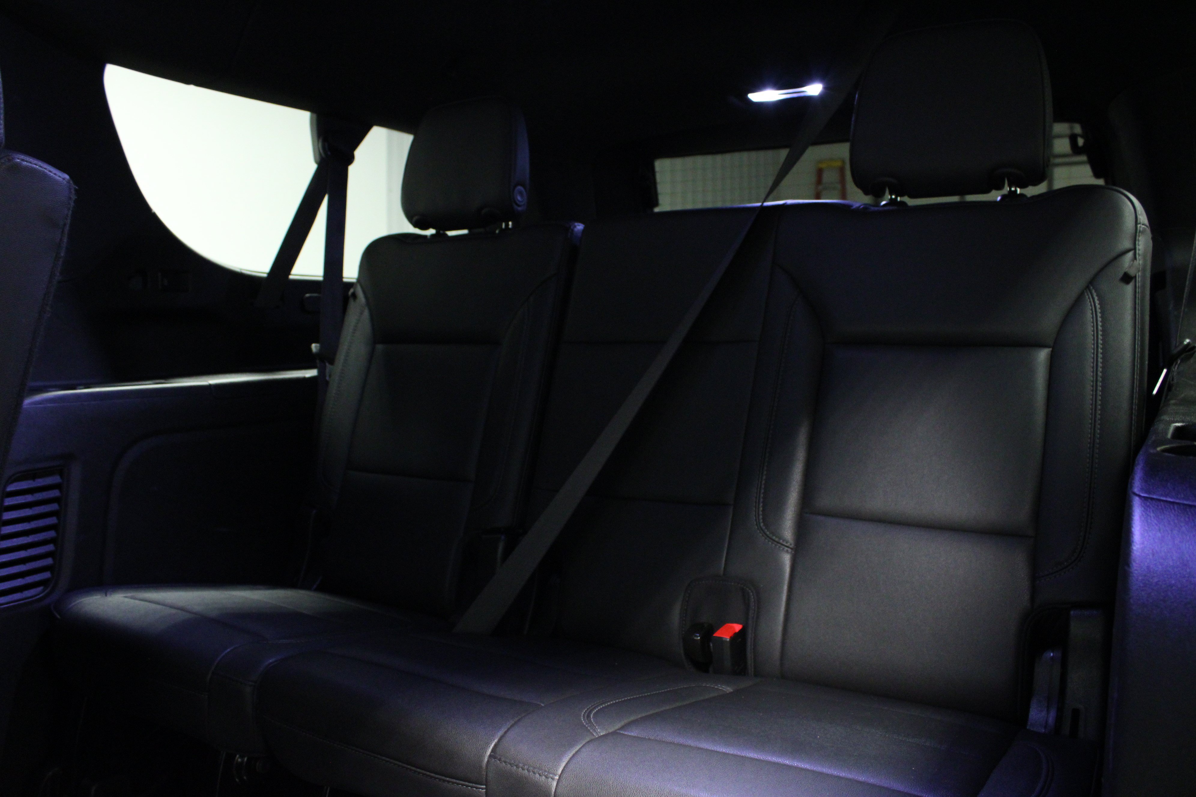 Used 2023 Chevrolet Suburban Z71 AWD/4WD image 14