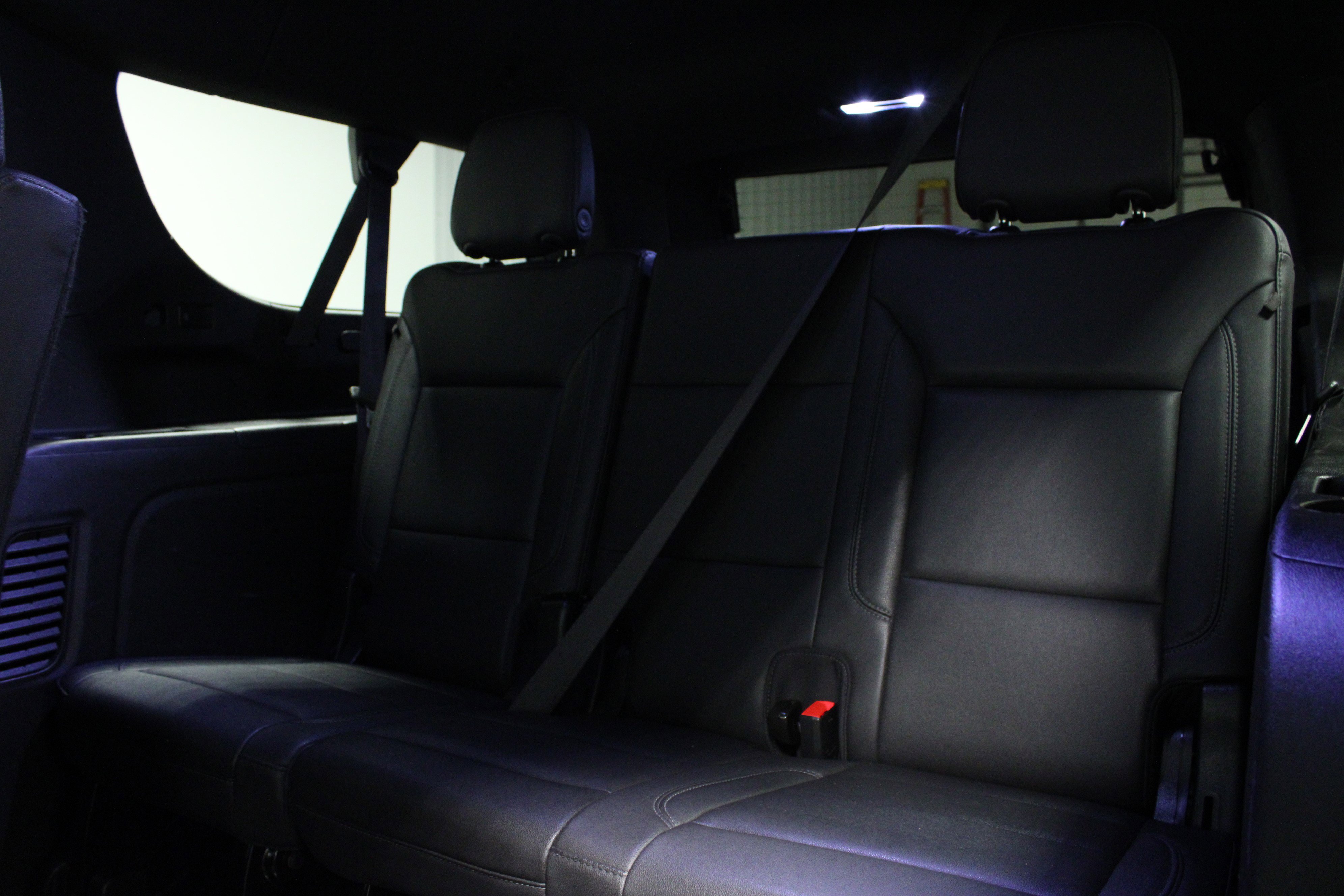 Used 2023 Chevrolet Suburban Z71 image 14