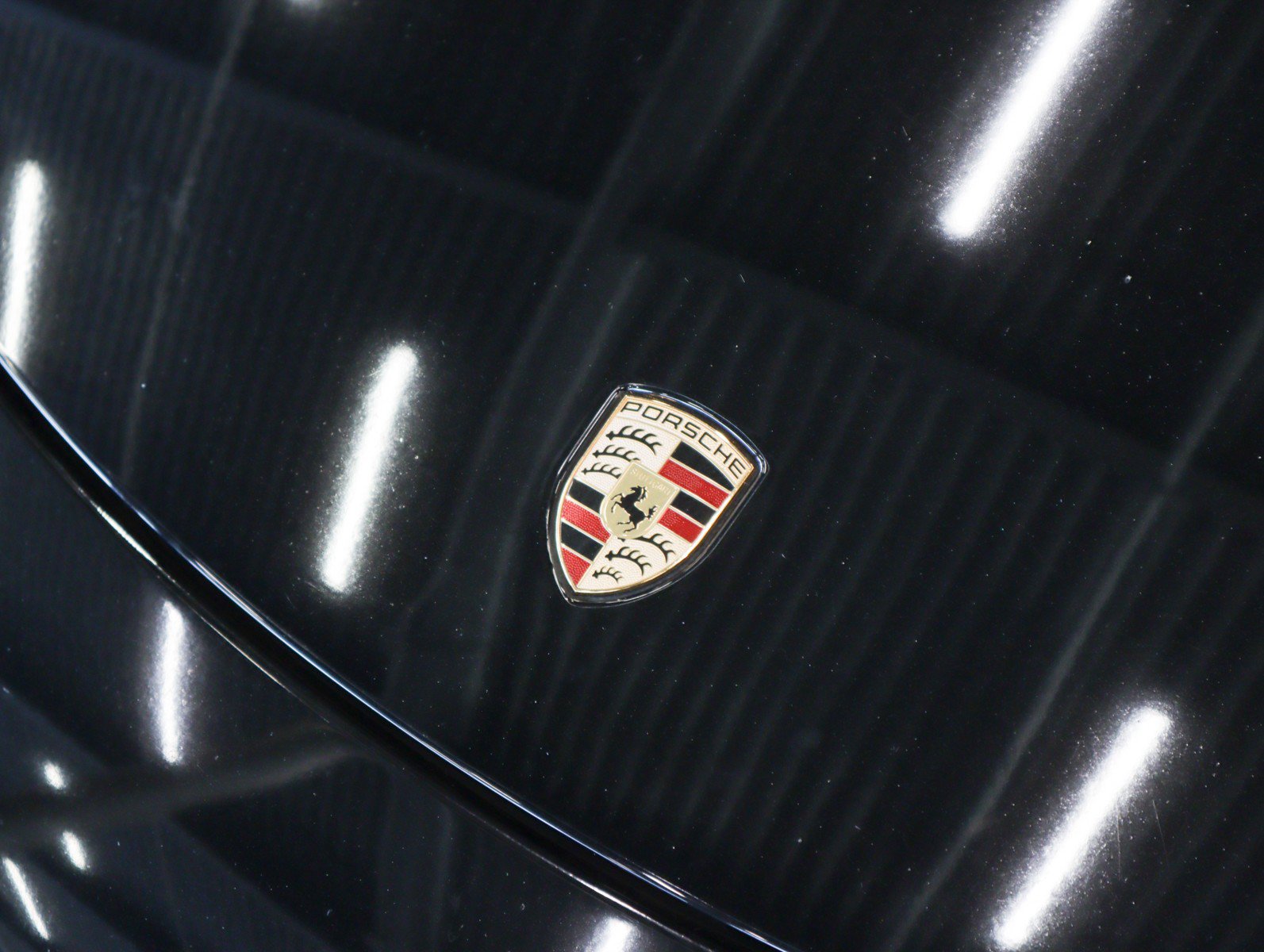 Certified 2016 Porsche Cayman RWD image 23