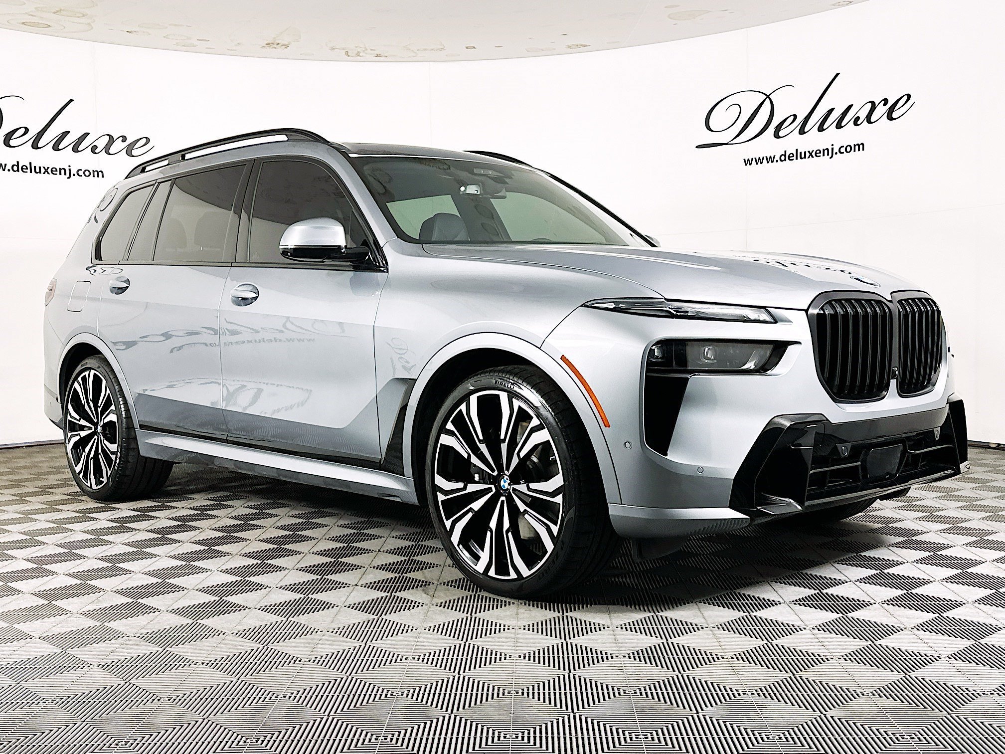 Used 2024 BMW X7 xDrive40i w/ Executive Package
