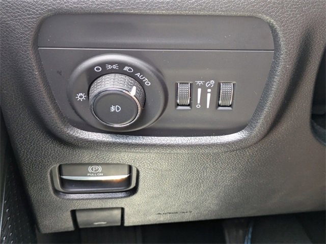 Used 2023 Jeep Grand Cherokee L Limited image 22